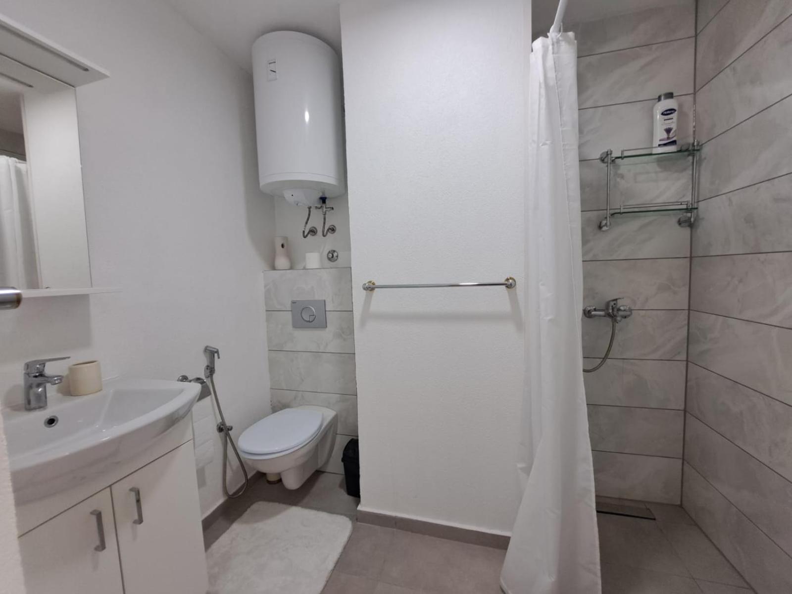Sobe Zizi Bed & Breakfast ไยเซ ภายนอก รูปภาพ